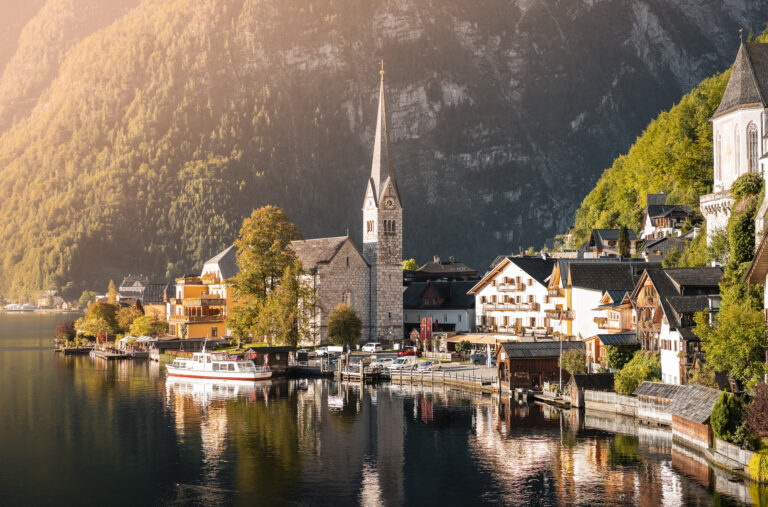 hallstatt-in-austria-picjumbo-com
