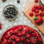 homemade-strawberry-cake-with-berries-picjumbo-com