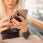 girl-typing-on-the-phone-picjumbo-com